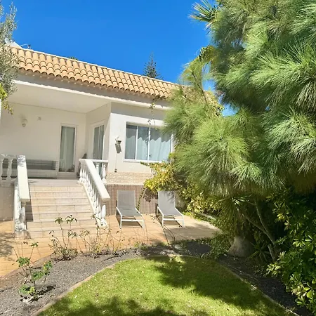 Casa Lilo, En Jardin Grande, Con Gran Piscina Y Barbacoa * Arona