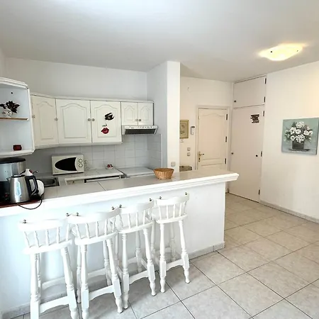Casa Lilo, En Jardin Grande, Con Gran Piscina Y Barbacoa Nyaraló Arona