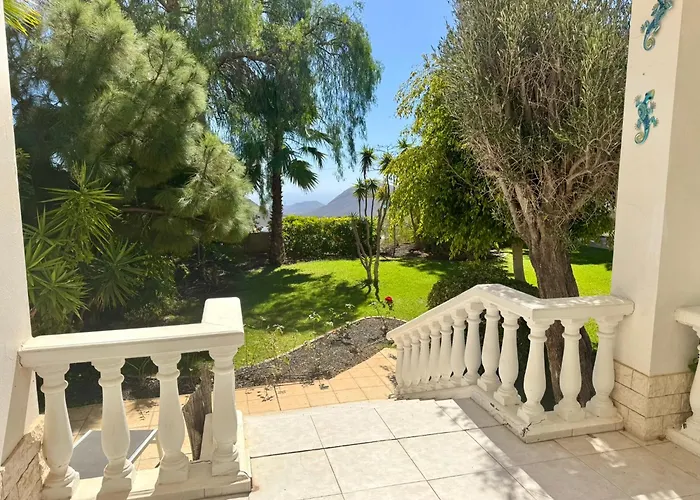 Casa Lilo, En Jardin Grande, Con Gran Piscina Y Barbacoa Дом отдыха