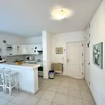 Ferienhaus Casa Lilo, En Jardin Grande, Con Gran Piscina Y Barbacoa *