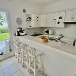 Ferienhaus Casa Lilo, En Jardin Grande, Con Gran Piscina Y Barbacoa