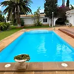 Ferienhaus Casa Lilo, En Jardin Grande, Con Gran Piscina Y Barbacoa