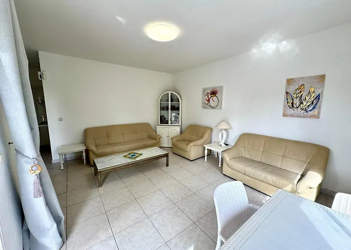 Semesterbostad Casa Lilo, En Jardin Grande, Con Gran Piscina Y Barbacoa Arona (Tenerife)