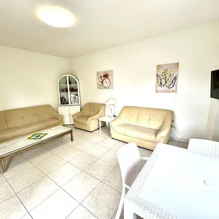 Casa Lilo, En Jardin Grande, Con Gran Piscina Y Barbacoa Σπίτι διακοπών Arona (Tenerife)
